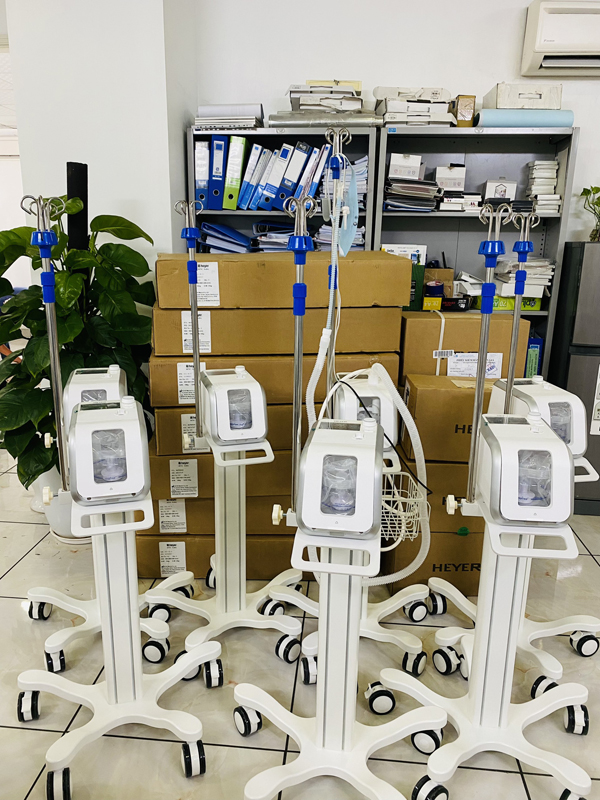 Máy HFNC thở oxy dòng cao HEYER - Công cụ hữu hiệu giảm tải nhu cầu máy thở và các bác sĩ chuyên khoa
