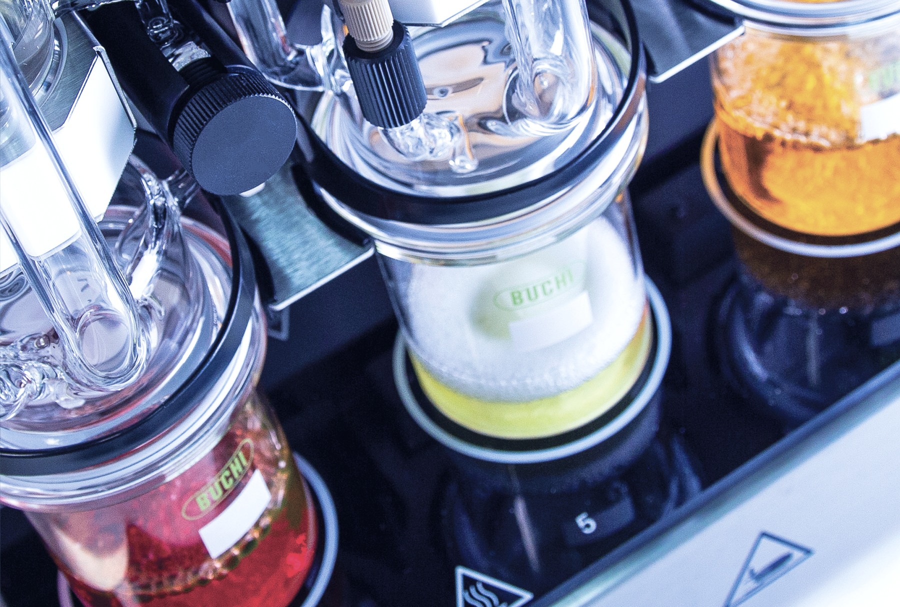 UniversalExtractor E-800 Pro BUCHI – Thiết bị chiết xuất đa năng, tối ưu hiệu suất phòng thí nghiệm